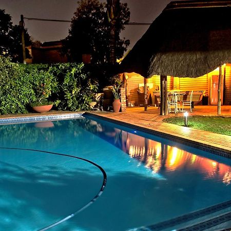 Rest-A-While Guest House - Pretoria-Noord Exterior foto